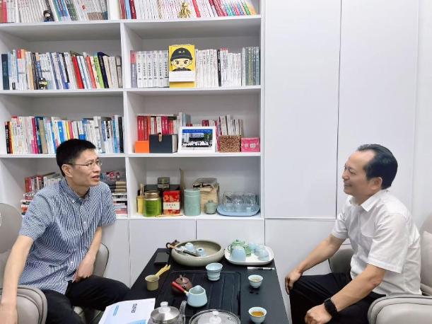 意途物流董事长朱有根拜访安邦护卫科技公司